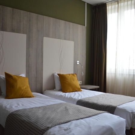 Hotel Mille Colonnes Leuven Dış mekan fotoğraf
