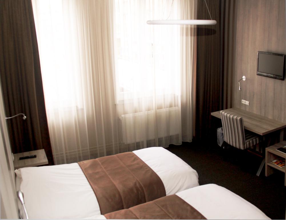 Hotel Mille Colonnes Leuven Dış mekan fotoğraf