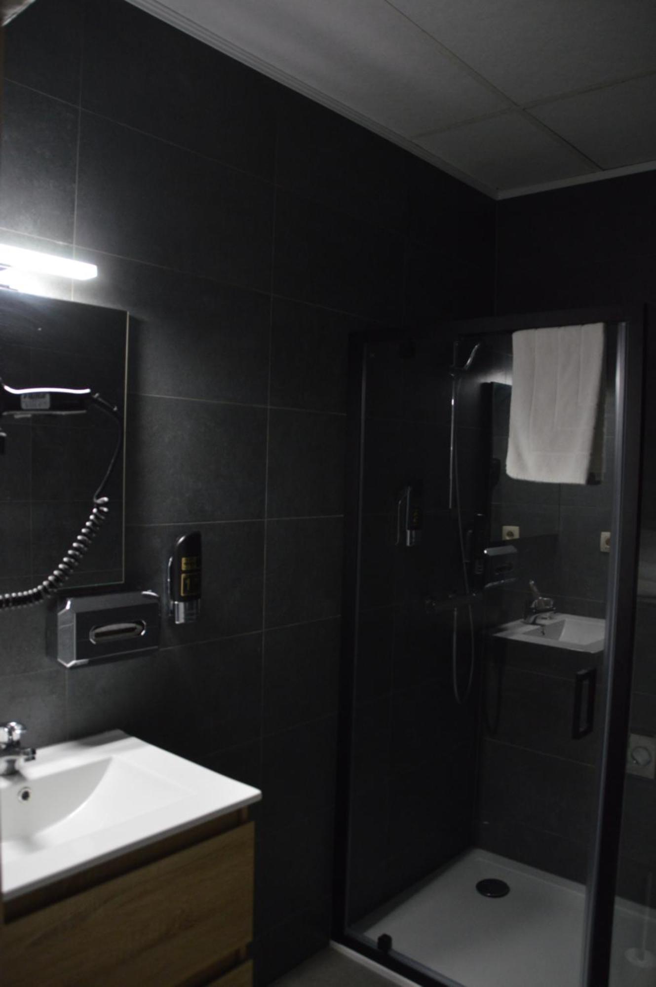Hotel Mille Colonnes Leuven Dış mekan fotoğraf