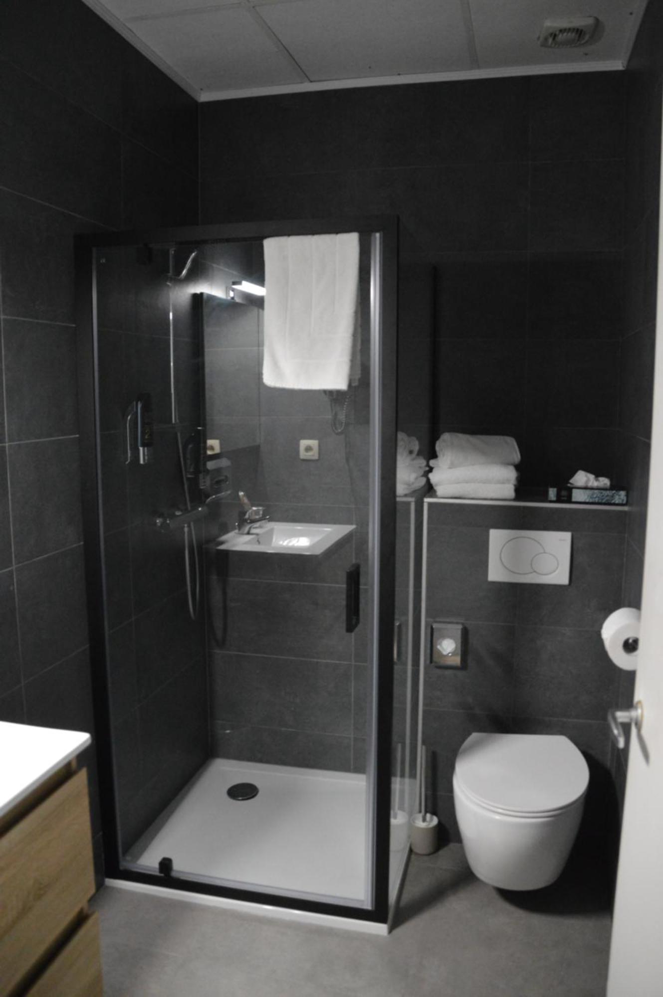 Hotel Mille Colonnes Leuven Dış mekan fotoğraf