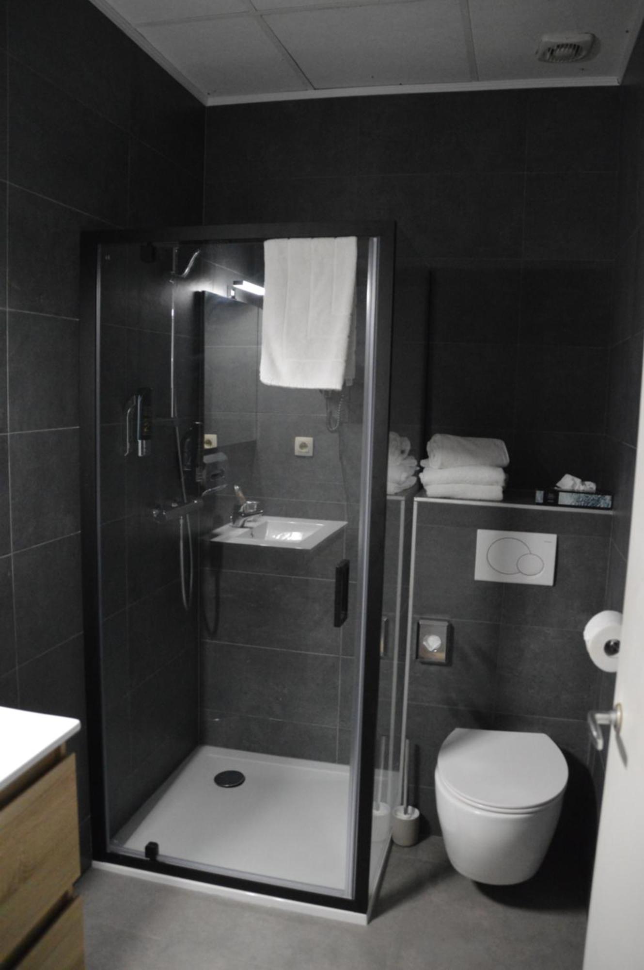 Hotel Mille Colonnes Leuven Dış mekan fotoğraf