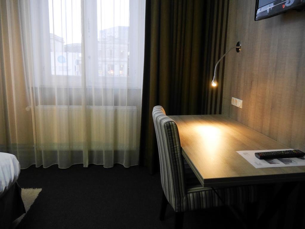 Hotel Mille Colonnes Leuven Dış mekan fotoğraf